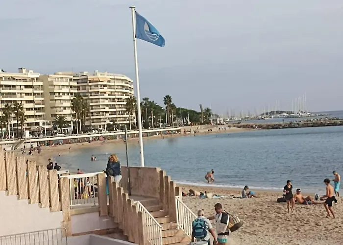 Nautilus Апартаменти Сен-Рафаель